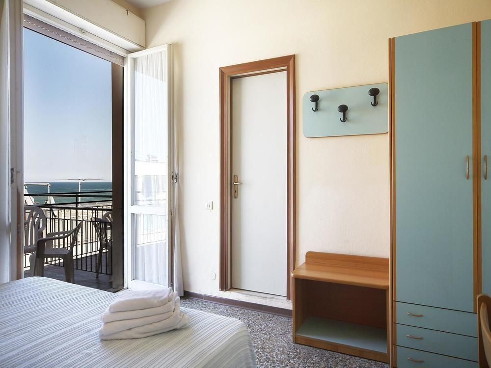 Hotel Telstar Rimini Exteriér fotografie