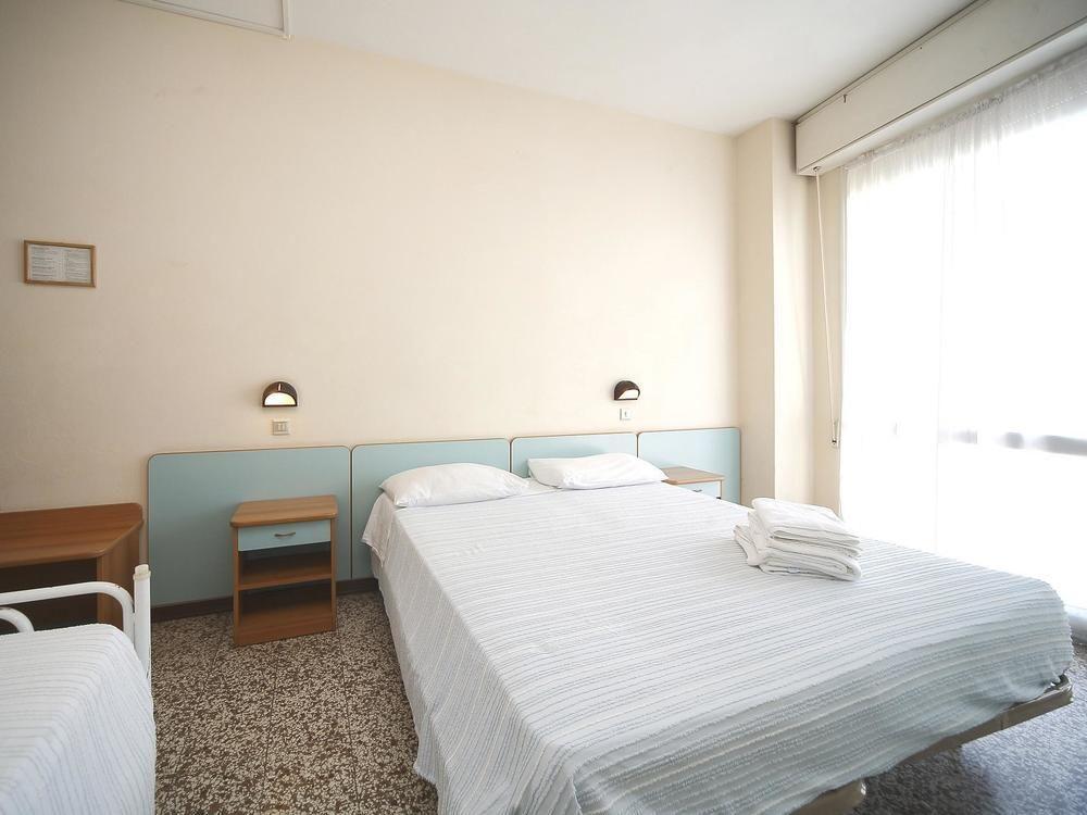 Hotel Telstar Rimini Exteriér fotografie