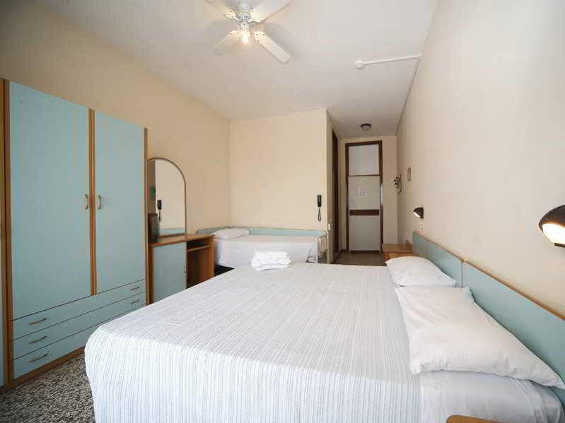 Hotel Telstar Rimini Exteriér fotografie